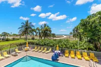 South Beach Condo Hotel Hotel di Treasure Island