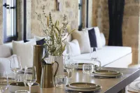 Villa with Outdoor Pool for 8 Persons