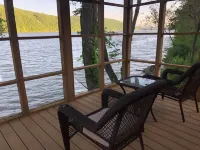 海爾斯巴碼頭和度假村