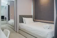 Fancy and Comfy Studio at B Residence Apartment - Gym