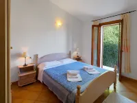 Residenza Pierre et Vacances Badus فنادق في Trinita dʼAgultu