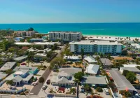 Sun and Sea by Beachside Management