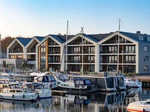 Loft Near Marina and Veerse Meer - parking