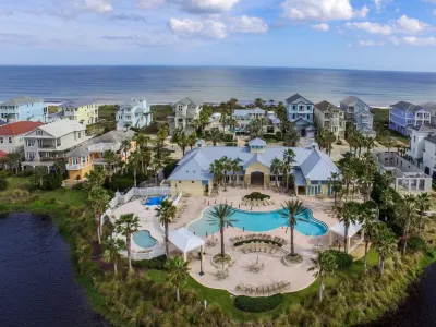 New Luxury Ocean Front 3 bedroom2 bath condo sleeps 8 Cinnamon Beach Resort