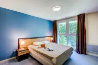Vacancéole - Résidence Central Park Hotels in Seyne