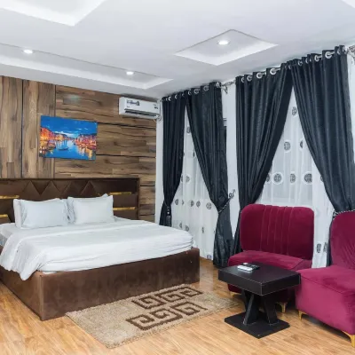 El- Rey Luxury Apartment Hotels near Uteh Enogie Palace
