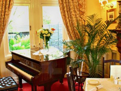 Innisfree House