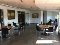 Åmund Vin & Fruktgård Hotel di Ljungbyholm