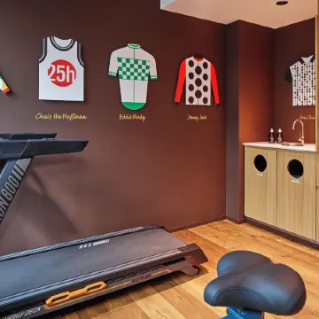 25Hours Hotel Zurich West Отели рядом с достопримечательностью «Гевербешуле»