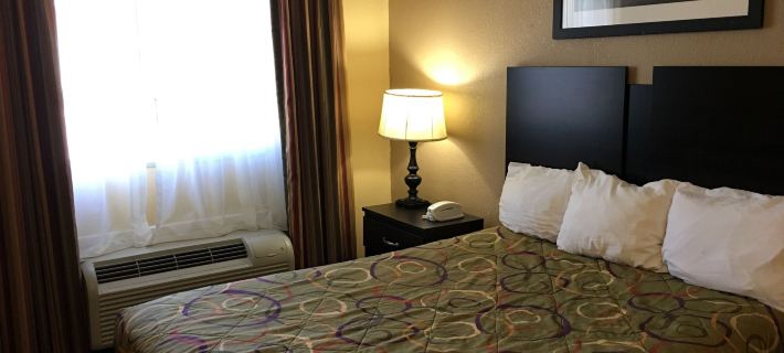 Red Rock Inn Hotels in Sioux Falls