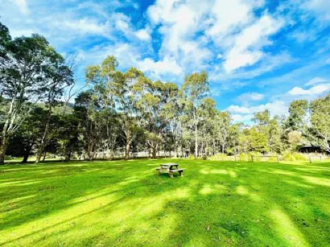 Grampians Chalets Hotels in 