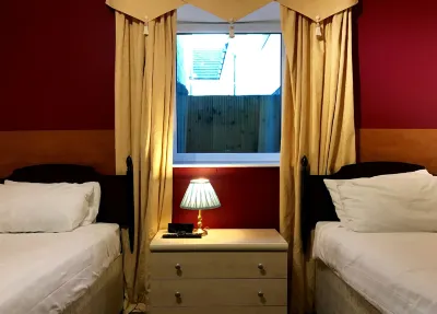 جلينلوسي جيست هاوس Hotels near River Nith