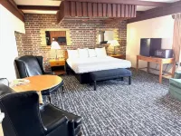 Don Q Inn Hotels in Mineral Point