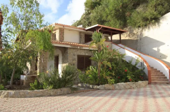 Hotel Village Eden Hotels in 