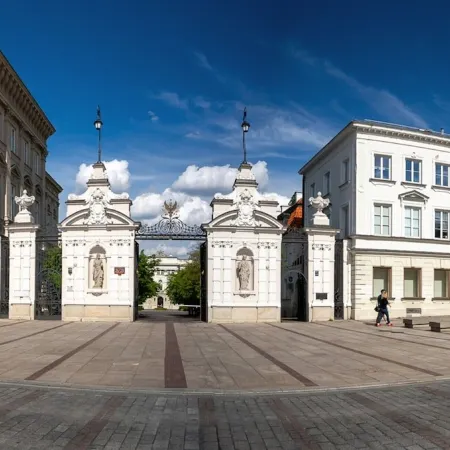 Hostel Helvetia - Private Rooms in City Center and Old Town Отели рядом с достопримечательностью «Галерея графики и плакатов»