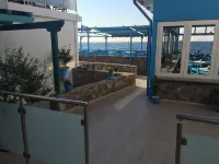 Socrates Apartmens & Restaurant