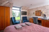 Guildford Manor Hotel & Spa Hotels in Peaslake