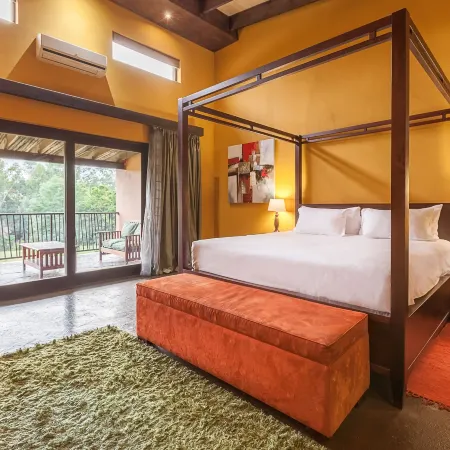Riverstone Lodge