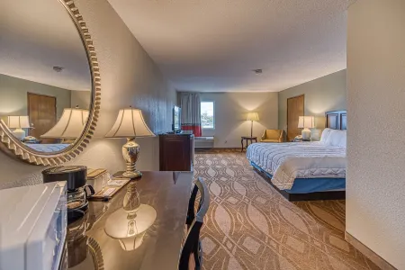 American Inn & Suites Отели в г. Monroe County