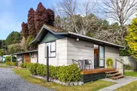 Motutere Bay Top 10 Holiday Park Hotels in Turangi