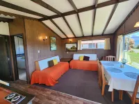 Manapouri Holiday Park Hotels in Manapouri