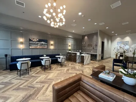 The Thomas Hotel Отели рядом с достопримечательностью «Тайлер Роуз Гарден»