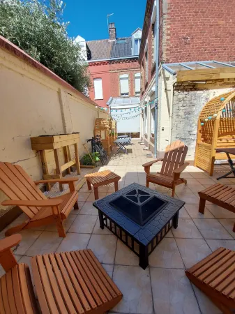 B & B les Secrets des Loges Отели рядом с достопримечательностью «Calais Lighthouse»