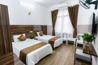 Phu Quy Hotel Near Dong Kinh Market
