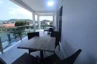 Luxury 5Bd Loft in Prime Location