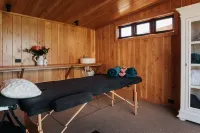 Mt Cook Lakeside Retreat - Spa