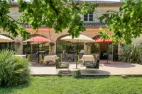 Le Château de Camille Các khách sạn ở Estipouy