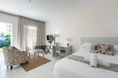 Emmarentia Guest House Отели рядом с достопримечательностью «Йоханнесбург Зу»