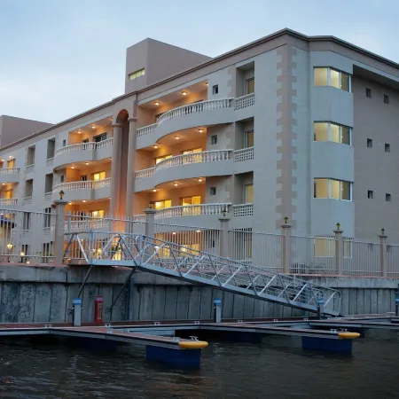 Guided Hospitality - Luxury Accommodations