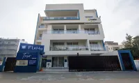 Treebo FlxHo Trio, Medanta Medicity Gurgaon Các khách sạn ở Gurgaon