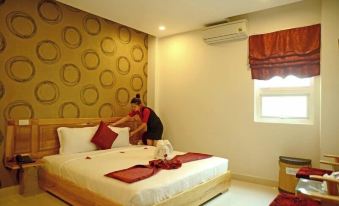 Red Diamond Hotel DN - by Bay Luxury