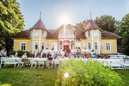 STF Villa Söderåsen B&B Отели в г. Kvidinge