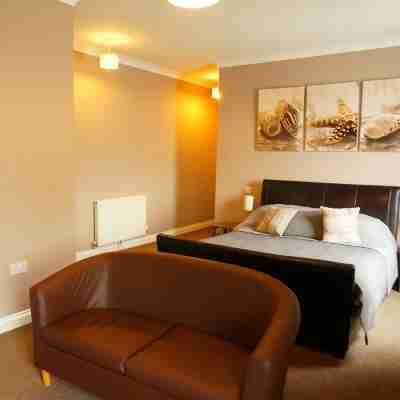 Shoreside Inn Rooms