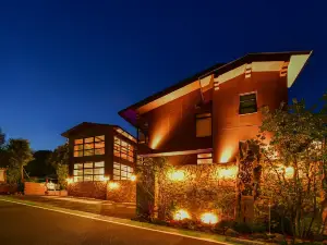 Balinese Onsen Ryokan Hakone Airu