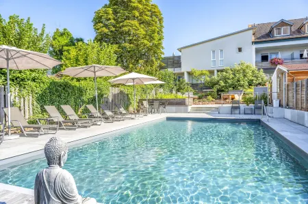 Adler Landhotel Отели в г. Айхенбюль