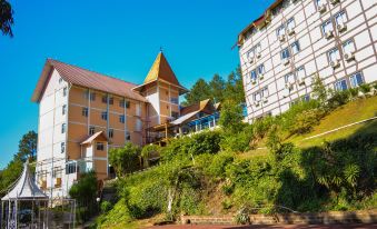 Sky Valle Hotel