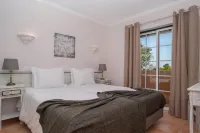Colina da Lapa & Villas Hotels near Benagil Cave