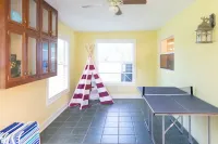 Blue Haven Retreat! Hotels in Sebastian