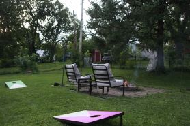 Close to Wisconsin Dells freshly renovated home in Baraboo!