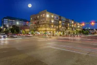 Cozy Downtown Escape - Charming Urban Sanctuary Hotels in Montgomery