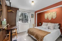 Charming Outdoor Oasis with Game Room - Cozy Modern Retreat