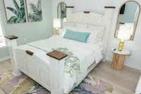 Luxury Villa with Golf and Beach Club Access - Stunning Coastal Retreat