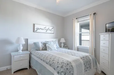 Oceanfront Resort Condo - Ocean View, Pool, Hot Tub, Pier