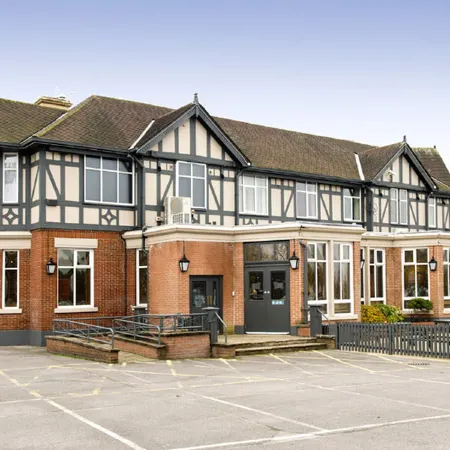 Premier Inn Manchester Airport Heald Green