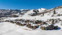 Free Mountain Bikes! on Canyons Golf Course with Hot Tub, Multiple Balconies and BBQ Grill - Villa