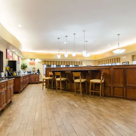 Comfort Suites Salina South